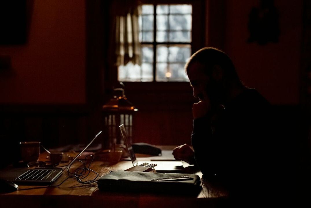 writer working on mystery novel